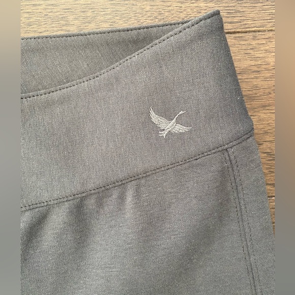 Eddie Bauer Women's Gray Trousers Stretch Pants Zip Hook and Eye Closure Size 6 - Picture 9 of 15